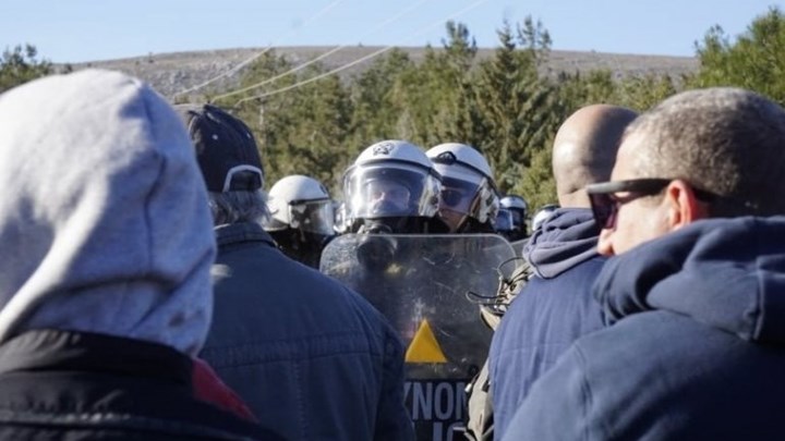  Νέα επεισόδια με χημικά στη Χίο (vid)