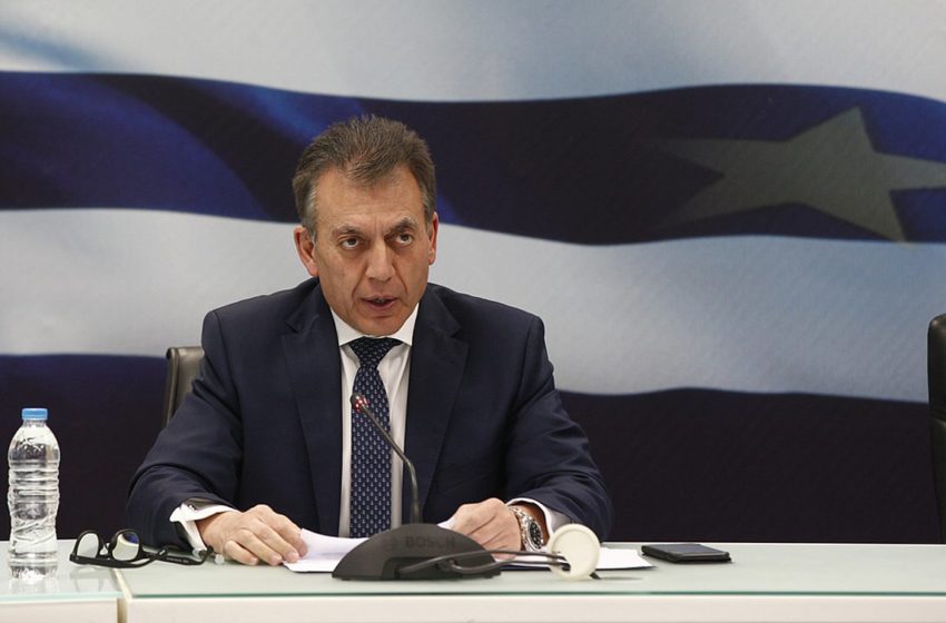  Βρούτσης: Δώρο Πάσχα το καλοκαίρι μαζί με το επίδομα αδείας