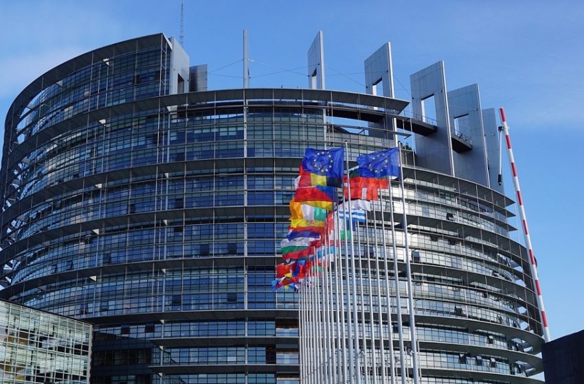  Tρία έκτακτα μέτρα από το Ευρωκοινοβούλιο για τη στήριξη  ανθρώπων και επιχειρήσεων