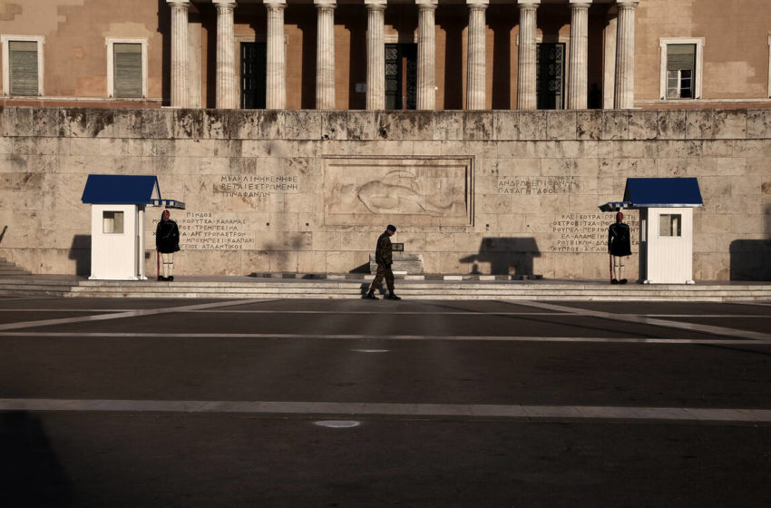  Καλό σενάριο: Μερική αναστολή των περιοριστικών μέτρων μετά τις 10 Μαϊου- Κρίσιμες οι επόμενες 2-3 εβδομάδες