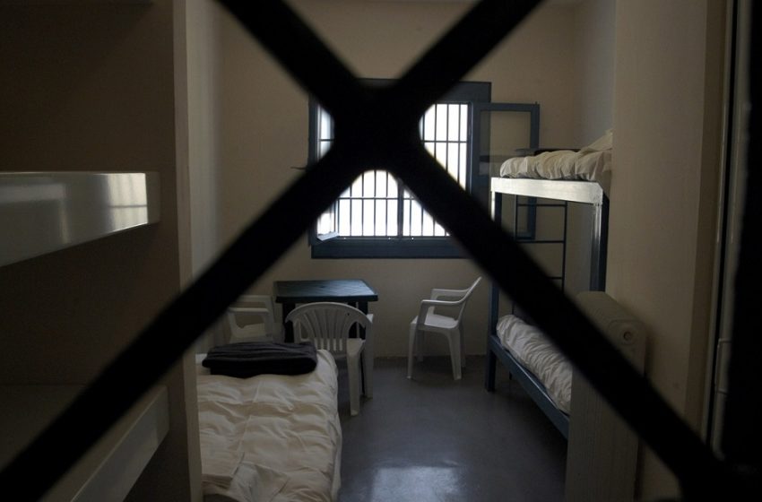  Φυλακές Μαλανδρίνου: Κρατούμενος μαχαίρωσε φύλακα