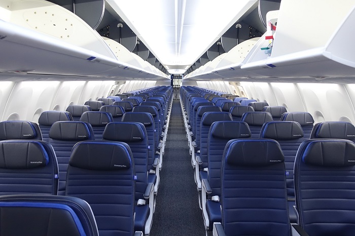  Ευτράπελο λόγω κοροναϊού: Επιβάτες απαίτησαν να προσγειωθεί αεροσκάφος επειδή κάποιος έβηχε
