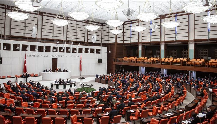  Τουρκία: Πέθανε ο βουλευτής που είχε υποστεί καρδιακή προσβολή στο βήμα