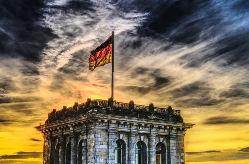  Γερμανικός Τύπος: Αναστολή των ευρωπαϊκών κανόνων για χρέος και  έλλειμμα με οποιοδήποτε κόστος