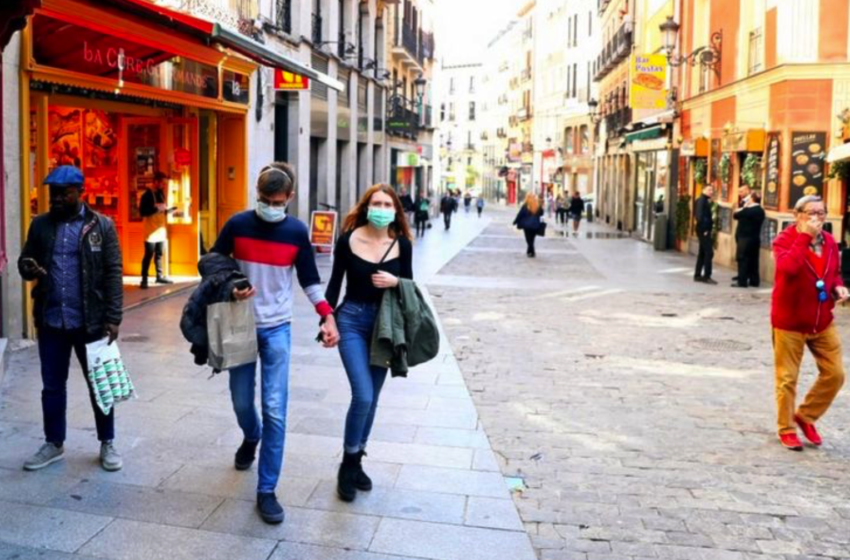  Ισπανία: Χωρίς τεστ pcr οι βρετανοί τουρίστες