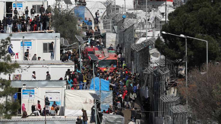  Ανησυχία στη Μόρια – Πληροφορίες για 15 κρούσματα κοροναϊού