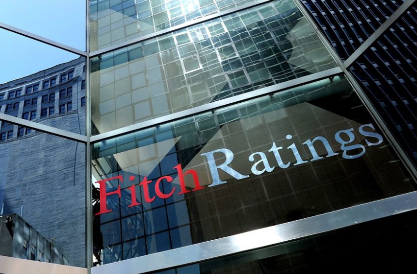  Fitch: Αμετάβλητο στο ΒΒ+ το αξιόχρεο της ελληνικής οικονομίας – Τι αναφέρει για την επενδυτική βαθμίδα