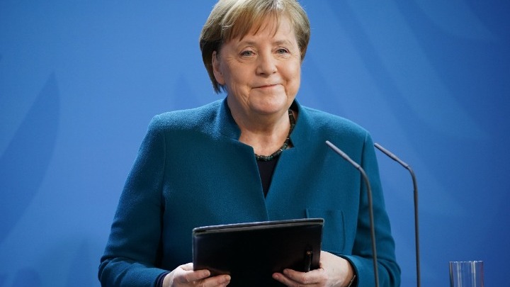  Μέρκελ: Η Γερμανία θέλει να δείξει έμπρακτα την αλληλεγγύη της