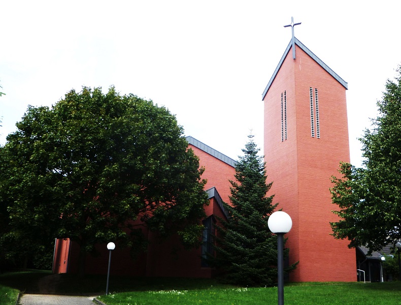 Εκκλησία προσέφυγε στη δικαιοσύνη για τις λειτουργίες του Πάσχα Libre