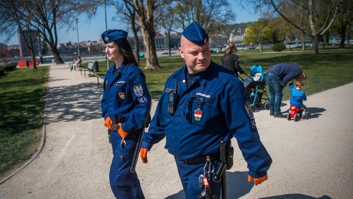  Επ’ αόριστον παράταση της απαγόρευσης κυκλοφορίας στην Ουγγαρία