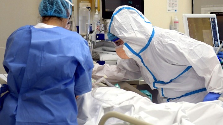 Συγκλονιστικό: Ασθενής με κοροναϊό παντρεύεται στο νοσοκομείο λίγες ώρες πριν πεθάνει