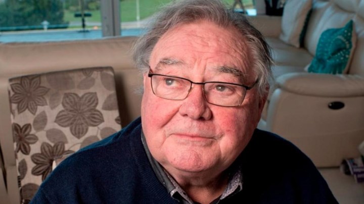  Πέθανε διάσημος Βρετανός κωμικός από κοροναϊό – Κόλλησε στο νοσοκομείο