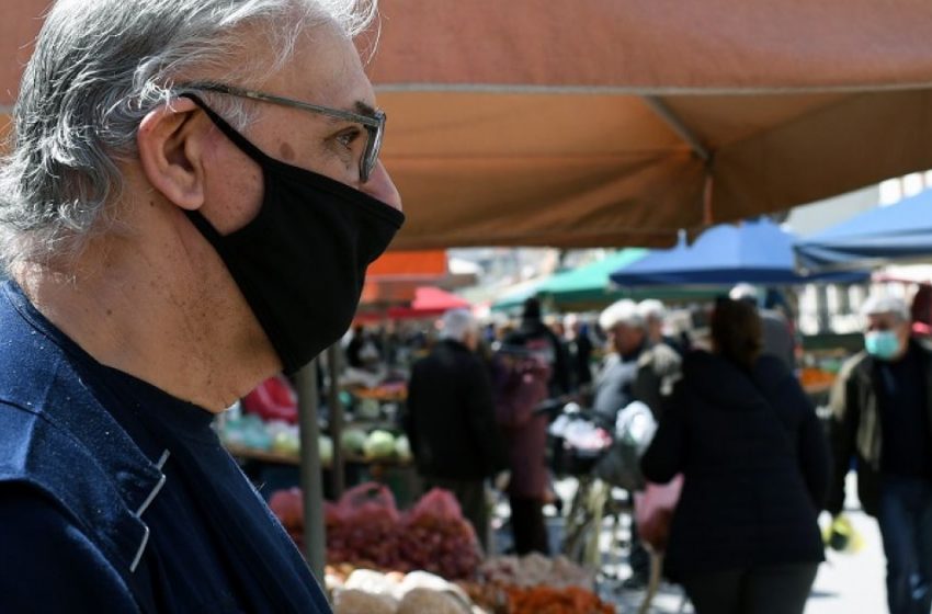  Καθηγητής Πνευμονολογίας: Καμία επιστημονική ένδειξη ότι οι υφασμάτινες μάσκες προστατεύουν (vid)