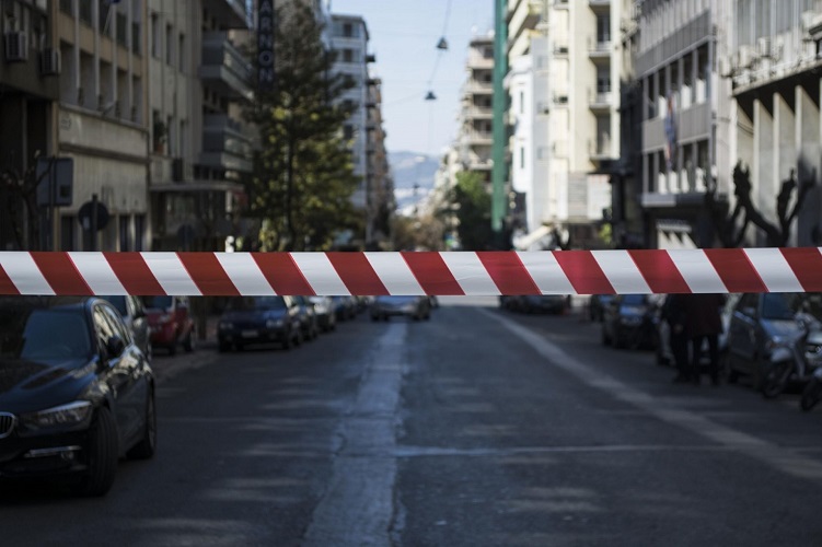  Γενική απαγόρευση κυκλοφορίας το Πάσχα: Δεν διαψεύδει η κυβέρνηση