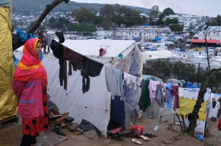  Di Zeit: Το Ευρωπαϊκό δικαστήριο “τραβάει το αυτί” στην Ελλάδα για τη διαβίωση των προσφύγων