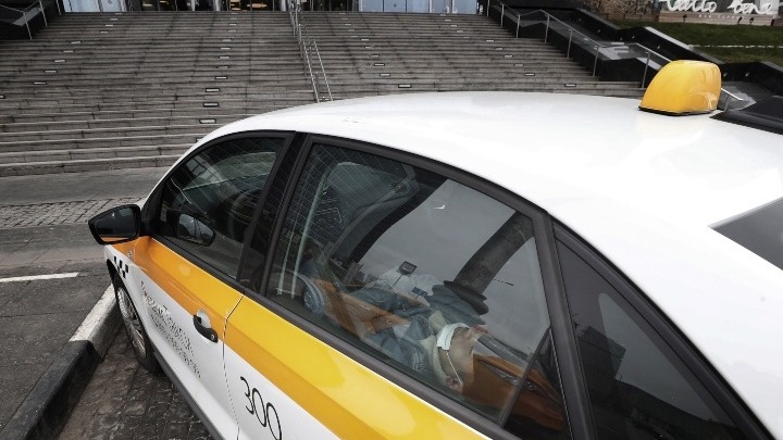  Σε ποια ευρωπαϊκή πρωτεύουσα οι ταξιτζήδες κάνουν… ντελίβερι;