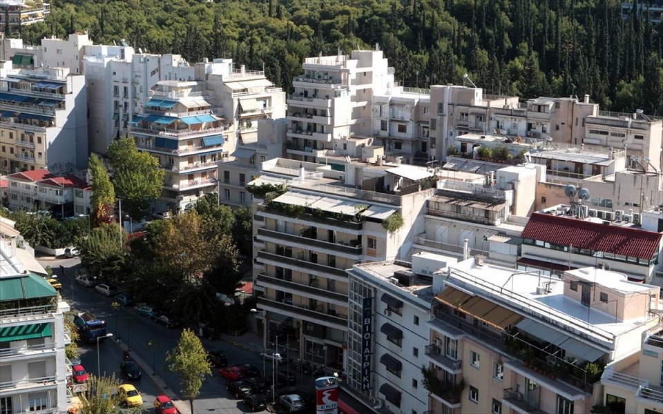 spiti katoikia akinita akiniti periousia