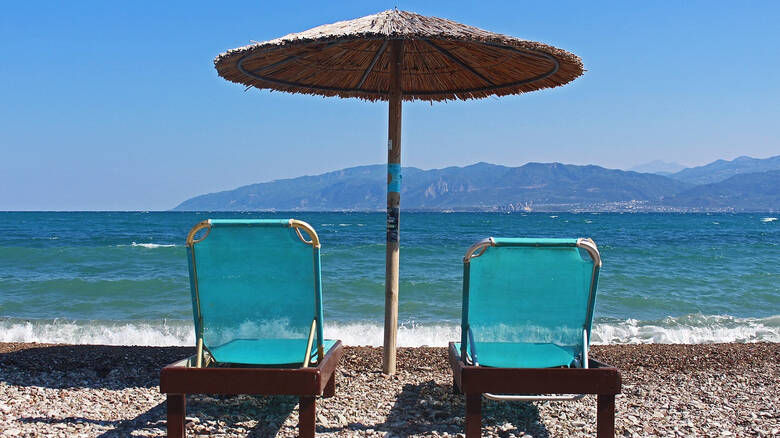  Guardian: Η Ελλάδα ετοιμάζει νέους κανόνες για τον τουρισμό με την ΕΕ, μετά τον κοροναϊό