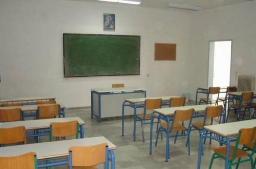  Λέσβος: Τέσσερα κρούσματα σε σχολεία με το πρώτο κουδούνι