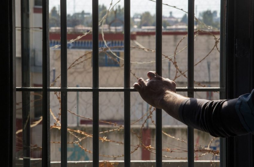  Ιταλία: Έστελναν κινητά τηλέφωνα και ναρκωτικά σε φυλακισμένους με drones