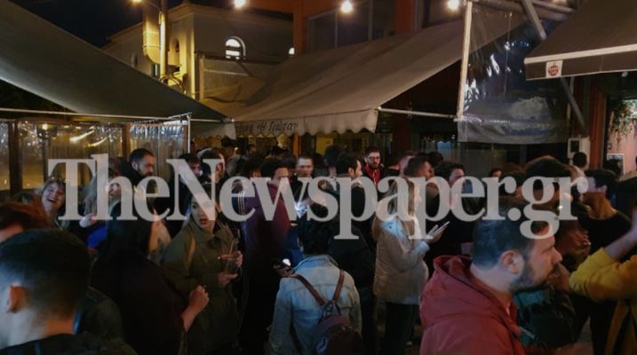Έξαλλος ο Χαρδαλιάς με το συνωστισμό στο Βόλο (εικόνες) 4 3