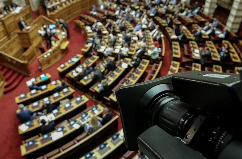  Βουλή: Συζητείται η διεύρυνση του κατηγορητήριου  για Παπαγγελόπουλο