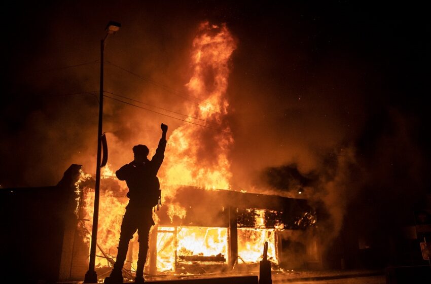  ΗΠΑ: Παίρνει διαστάσεις η εξέγερση – Ο στρατός έτοιμος να επέμβει – Εμπρηστικές δηλώσεις Τραμπ