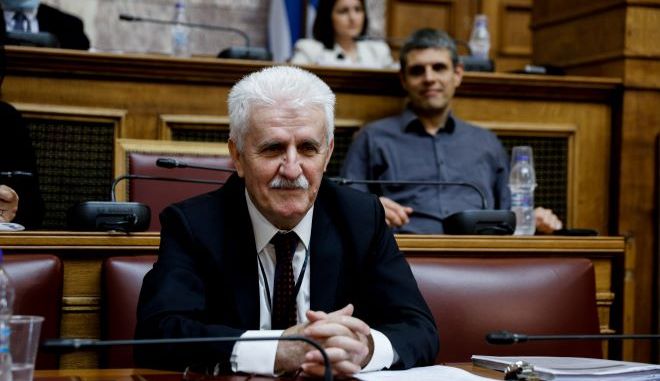  Γιατί ο ΣΥΡΙΖΑ ζητά την παραίτηση του προέδρου του ΕΣΡ