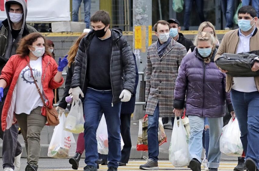  Πάνω από 350.000 τα κρούσματα κοροναϊού στη Ρωσία