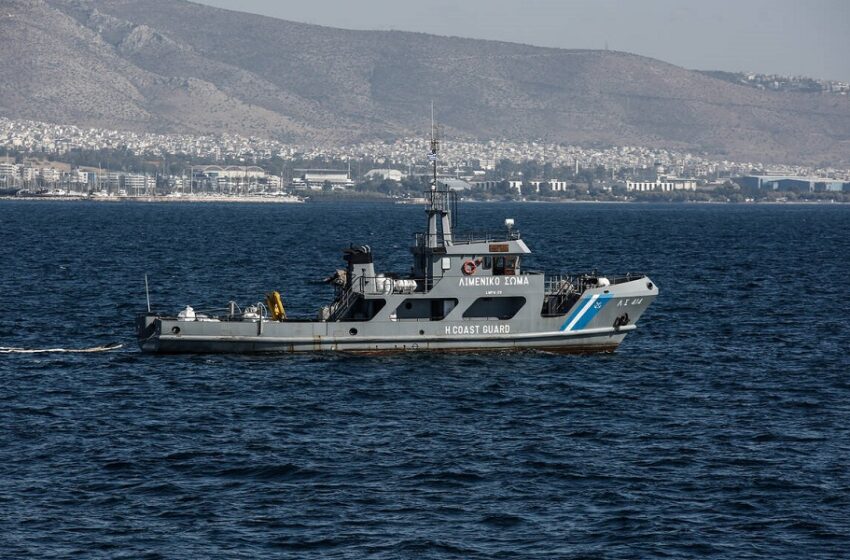  Στο Λαύριο ρυμουλκείται το πλοίο που έμεινε ακυβέρνητο στο Κάβο Ντόρο