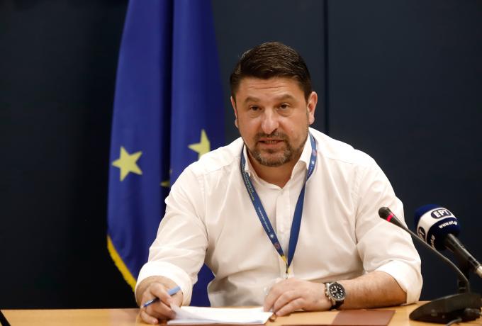  Χαρδαλιάς: Το take away αφορά μόνο καφέ και όχι αλκοόλ
