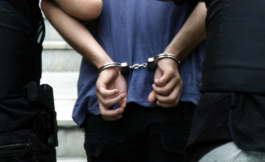  Δύο συλλήψεις για  επίθεση σε αστυνομικούς στη Χ. Τρικούπη