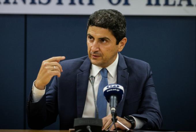  Αυγενάκης: «Συνέπειες για μη τήρηση των υγειονομικών πρωτοκόλλων»
