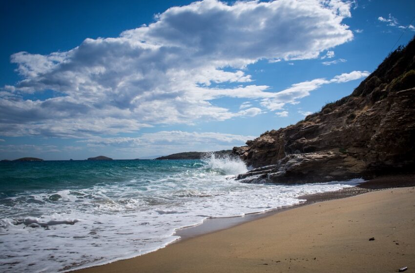  30αρια αλλά βροχές και καταιγίδες μετά το μεσημέρι (vid)