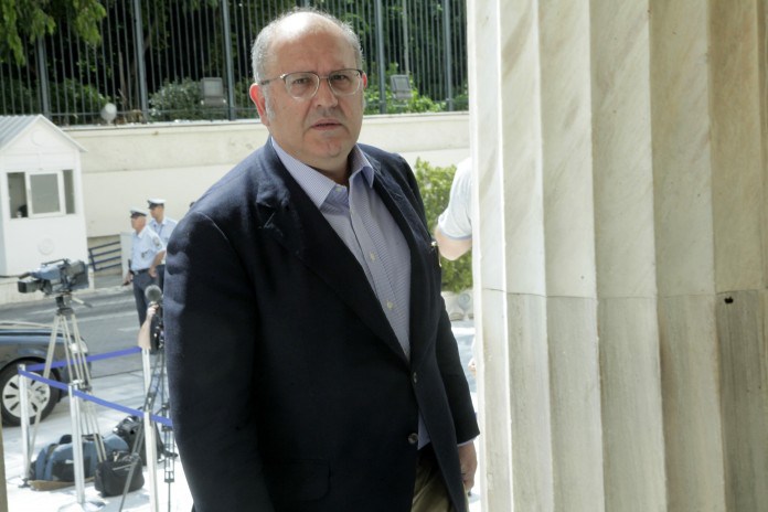  Ο Νίκος Ξυδάκης διευθυντής “Στο Κόκκινο”