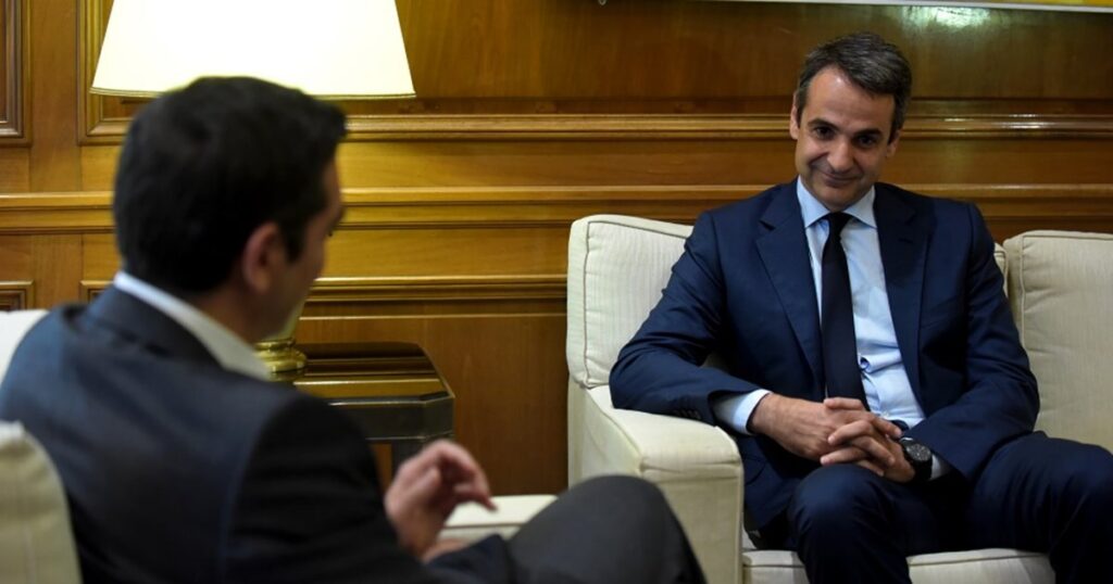 monos o tsipras pagos apo tous politikous arxigous 2.w hr