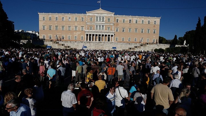  Έκθεση-βόμβα του Επιστημονικού Συμβουλίου της Βουλής για το νομοσχέδιο για τις διαδηλώσεις