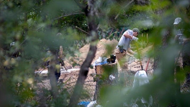  Νέα στοιχεία για την υπόθεση Μαντλίν; Η αστυνομία ερευνά χωράφι στο Ανόβερο