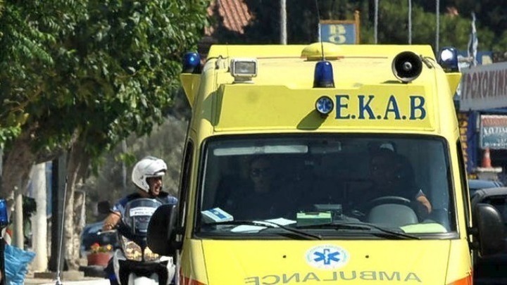  Στη Θεσσαλονίκη μεταφέρονται οι τραυματίες υπάλληλοι της ΔΟΥ Κοζάνης