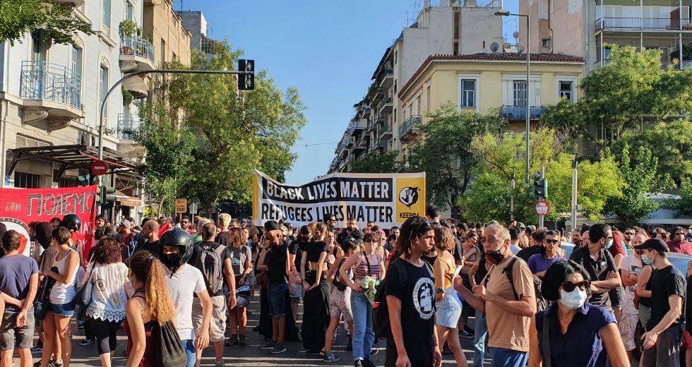 diadilosi antiratsistiki