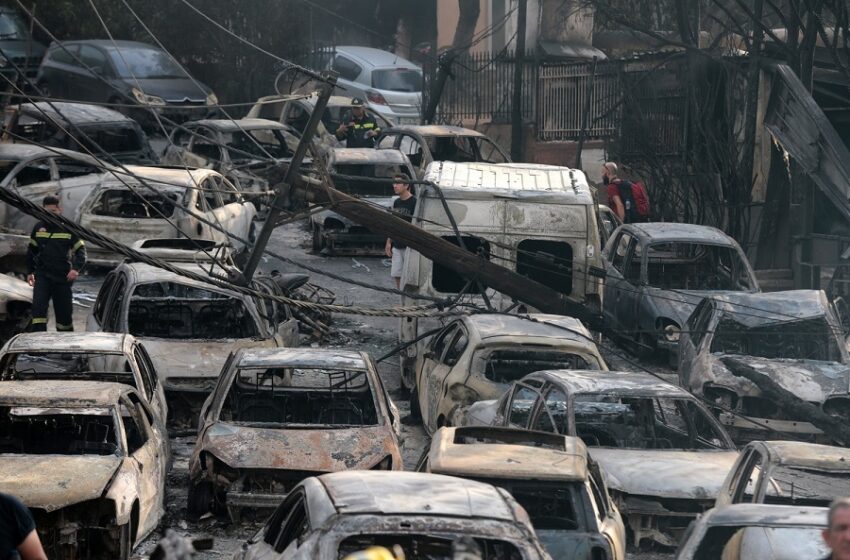  Συγκλονίζει το μνημείο για τους 102 νεκρούς στο Μάτι – Έγιναν τα αποκαλυπτήρια (εικόνα)