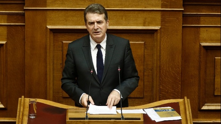  Χρυσοχοΐδης: Ο νόμος για τις συναθροίσεις δεν θα αποτελέσει “νέο πεδίο ασκήσεων ανυπακοής” – Αντιπαράθεση ΣΥΡΙΖΑ-ΚΙΝΑΛ