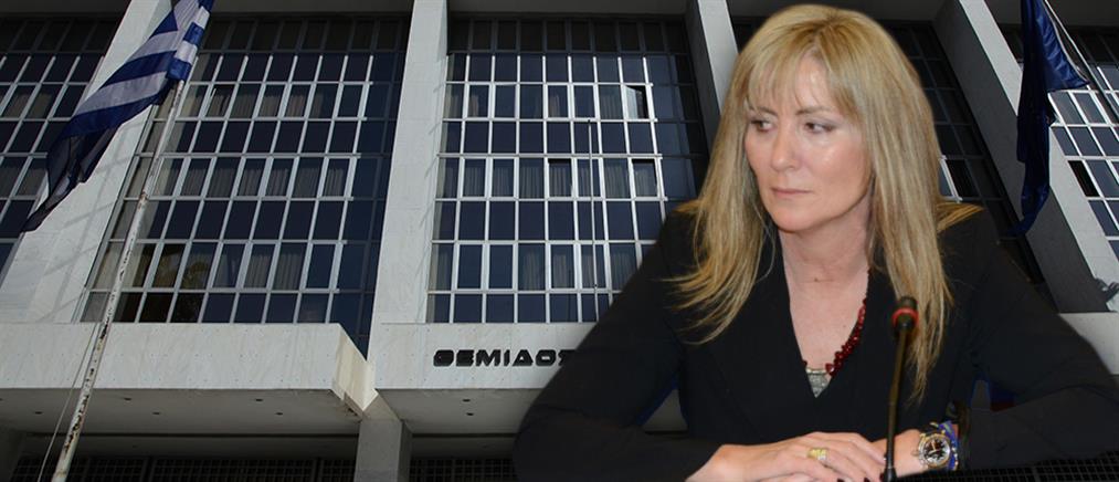 1015 44c53abd 408c 4cb2 aa95 201efc206220