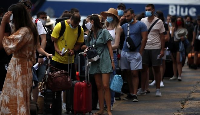  Συναγερμό από τον ΠΟΥ: Πολύ ανησυχητική η εξέλιξη της πανδημίας στην Ευρώπη