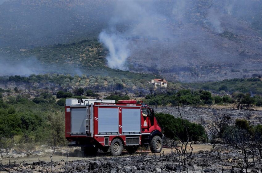  Δύο συλλήψεις για εμπρησμό στον Υμηττό