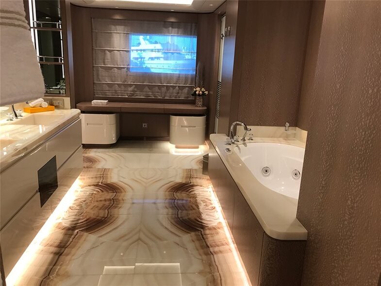 lokywfmhmd5f437cc9c8f25