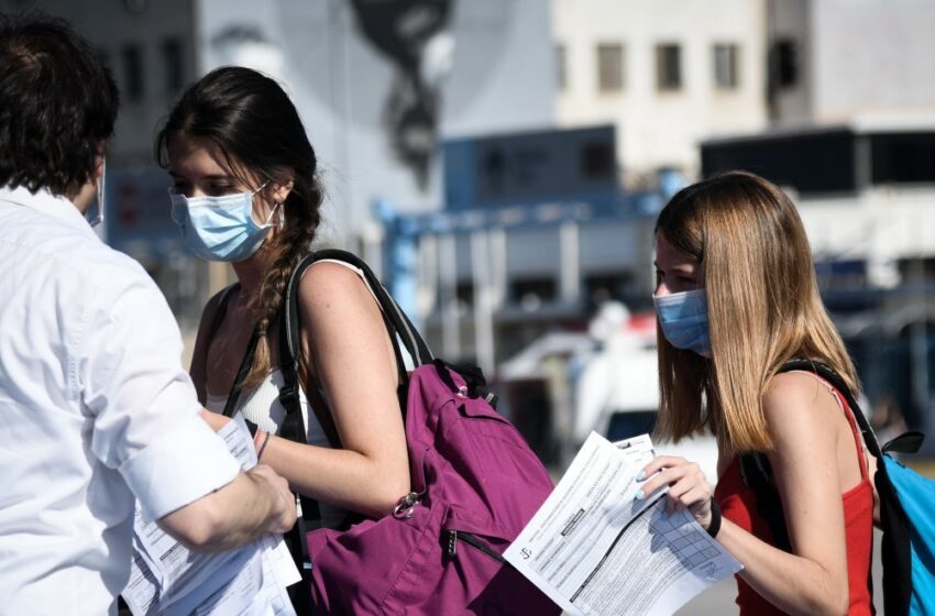  SOS από Δερμιτζάκη: Ο ιός χτυπάει όλο και περισσότερο τους νέους – Διαφώνησε με Μαγιορκίνη για τους ασυμπτωματικούς