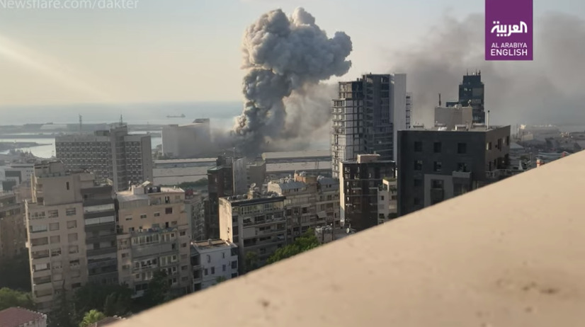  Η στιγμή της φονικής έκρηξης σε slow motion – Διαλύθηκαν τα πάντα στη Βηρυτό (vid)