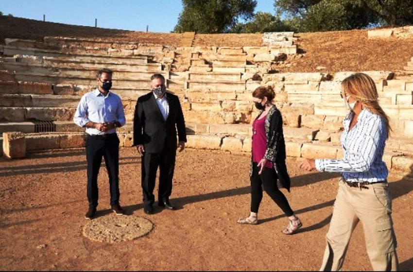  Στην αρχαία Άπτερα Μητσοτάκης και Πομπέο