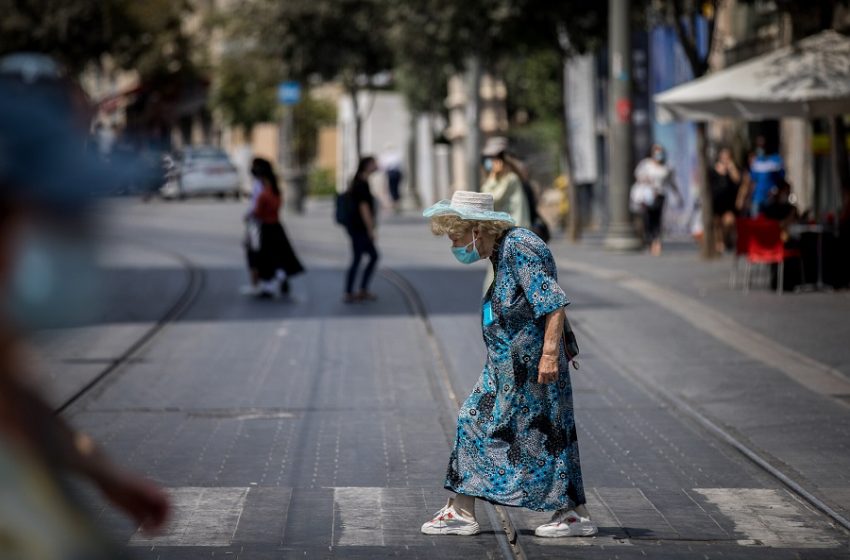  Η πρώτη χώρα που επιβάλει  lockdown για την αποτροπή του δεύτερου κύματος